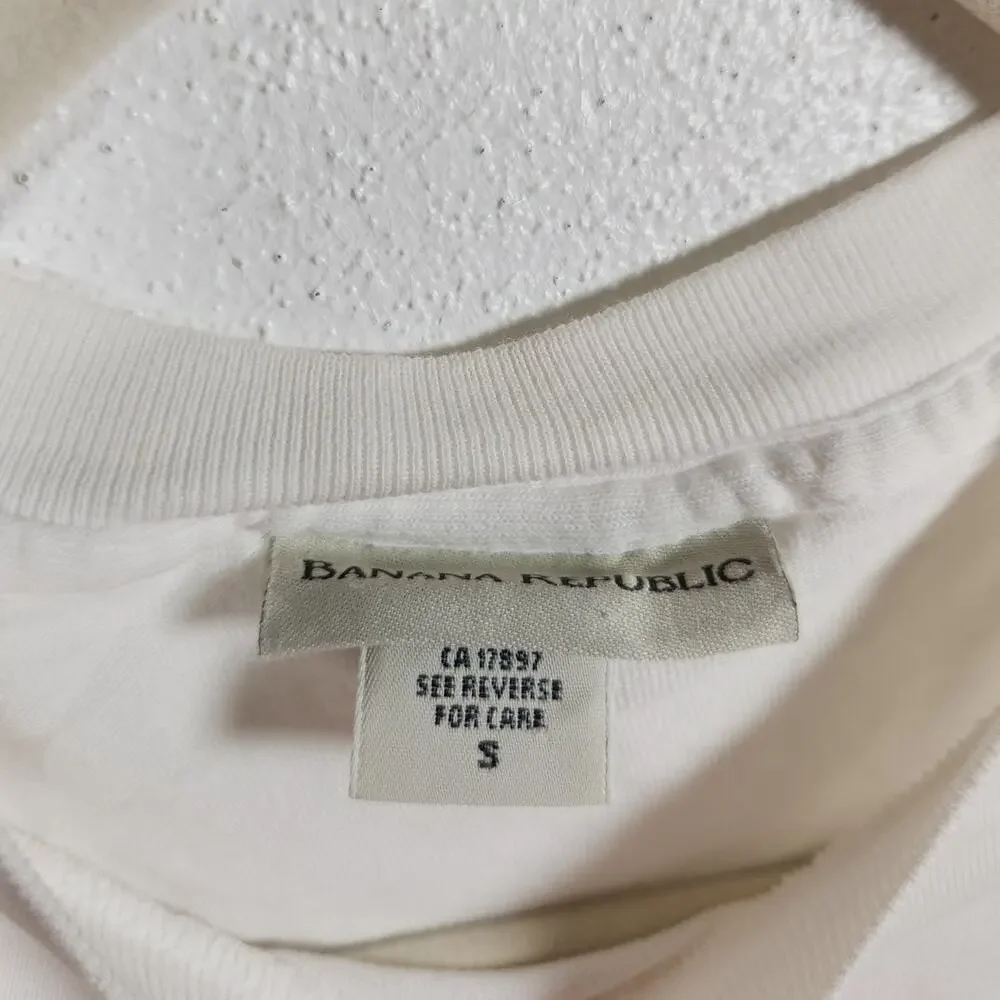 Banana Republic brand banana